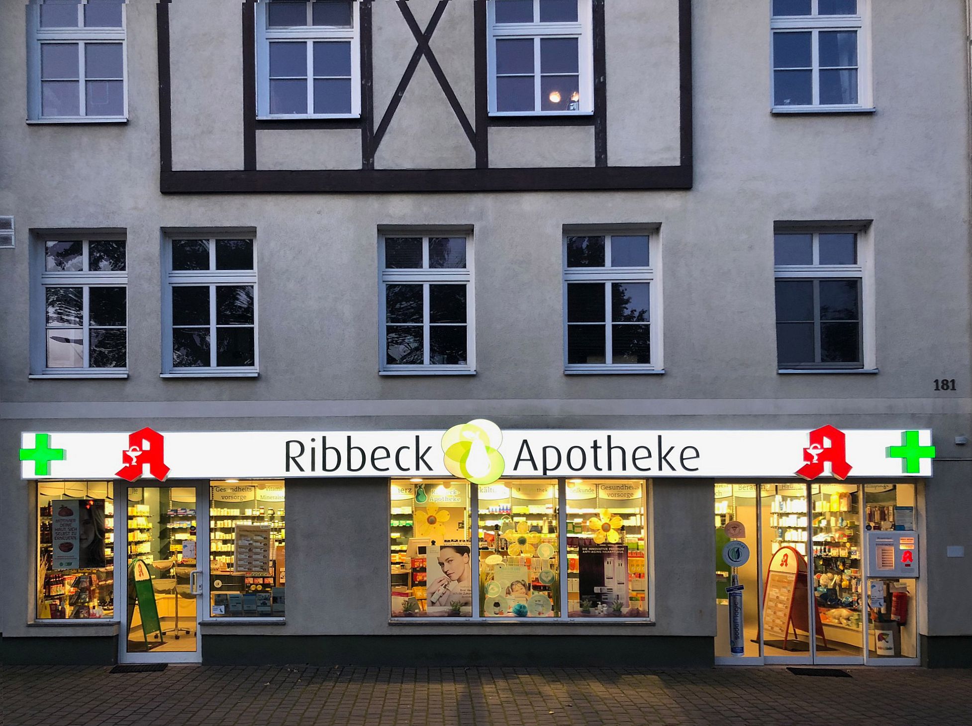 Ribbeck-Apotheke-2019_gerade_2